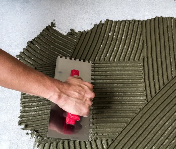 Можно ли использовать плиточный клей для всего