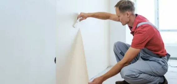 Чем отделать цоколь, чтобы он не крошился через год