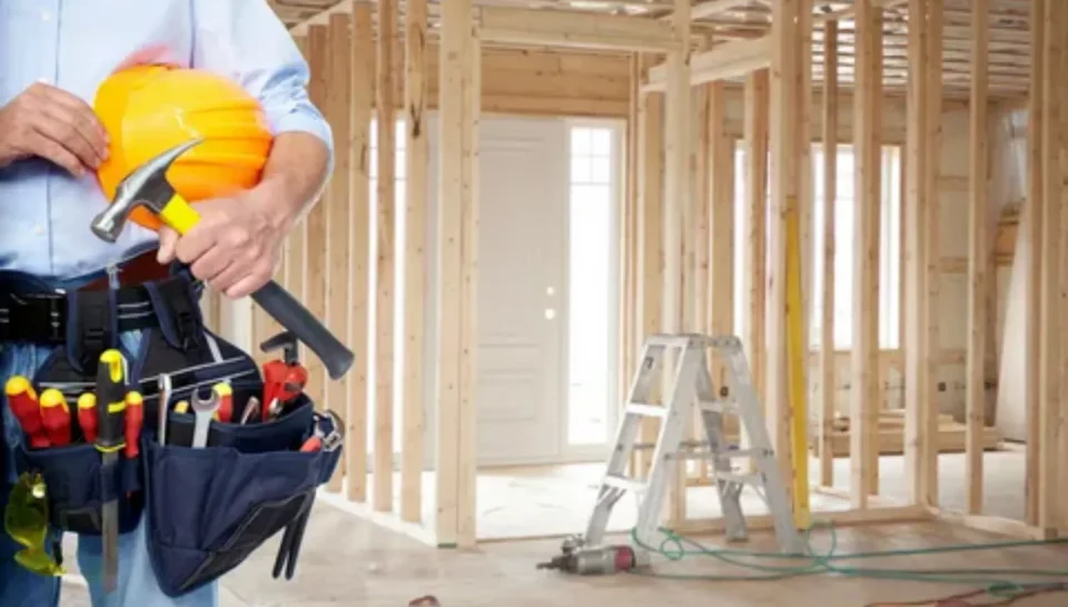 Какие материалы подходят для «мокрой» сауны и моечной