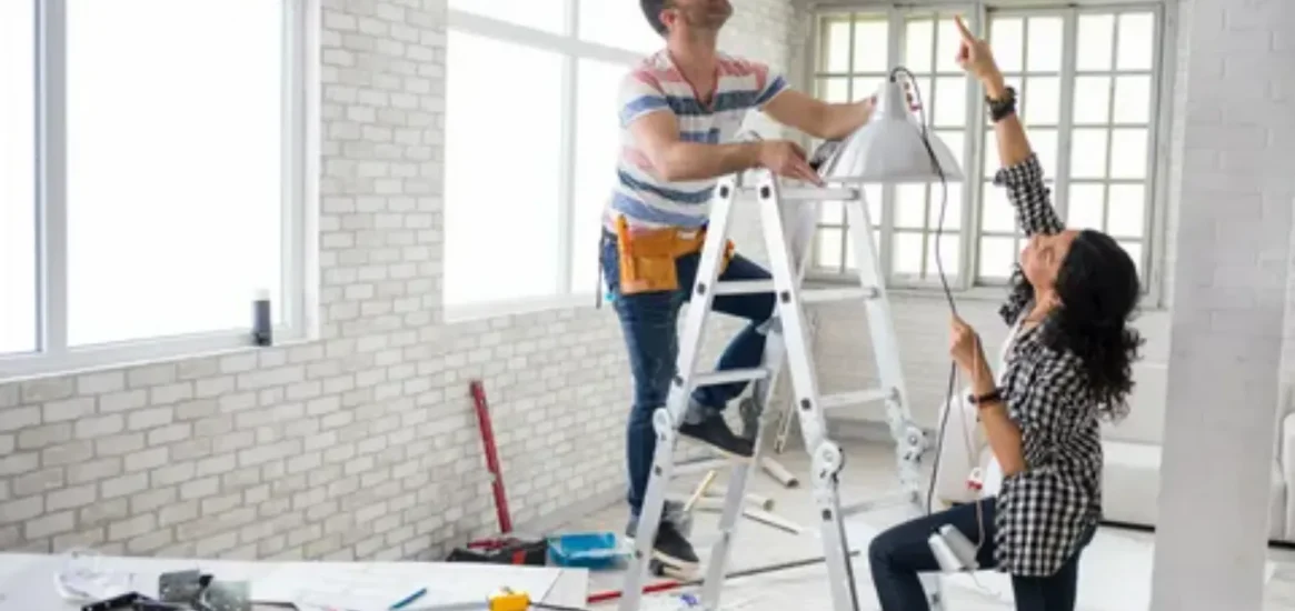 Отмостка вокруг дома: чем делать и как не переделывать