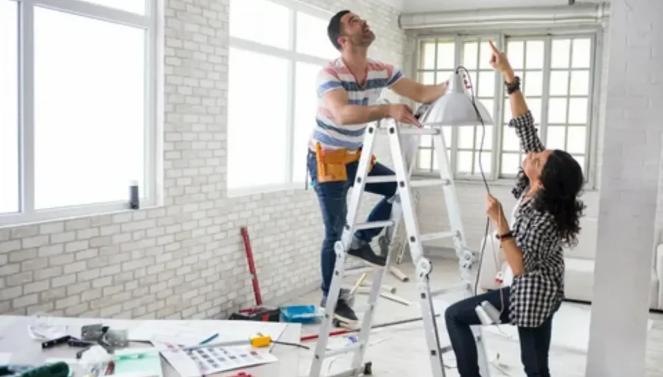 Отмостка вокруг дома: чем делать и как не переделывать