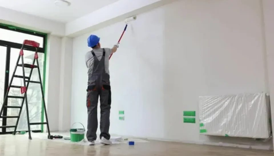 Почему плитка трескается на балконе: про материалы и подложки